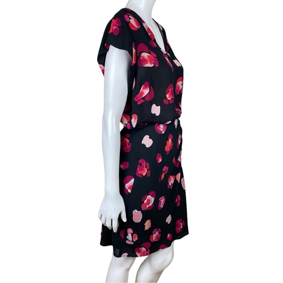 2pc CAbi 5523/5513 Petal Blouse and Mini Skirt Set Black  Pink Floral Sz Medium - Picture 7 of 17